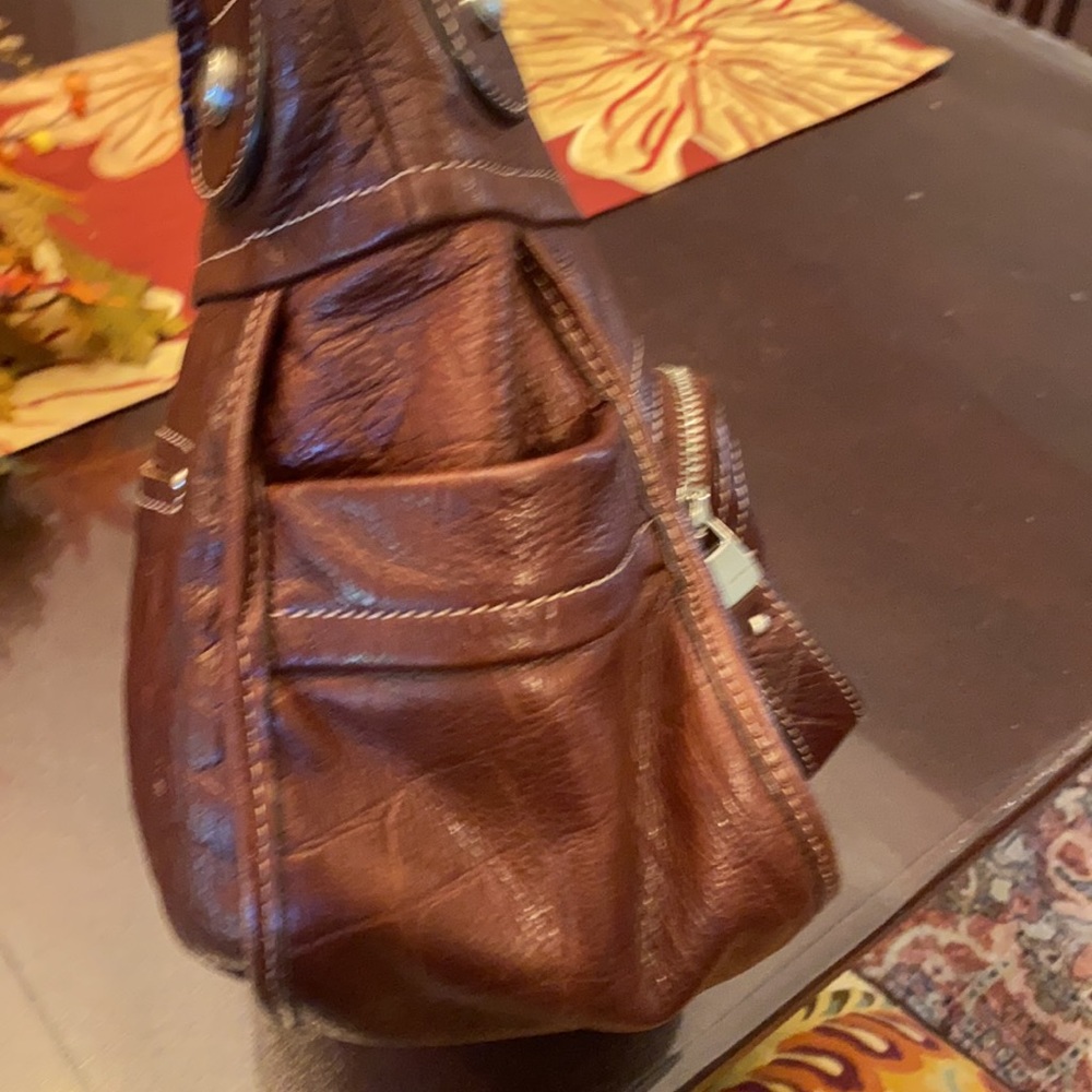 B. Makowsky woman’s purse - Picture 3 of 9